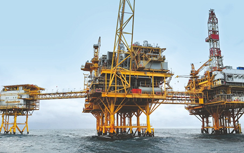 Offshore Oil Platform Relies on Condition Monitoring with PC Control